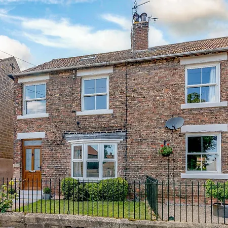 The Old Post Office * Baldersby